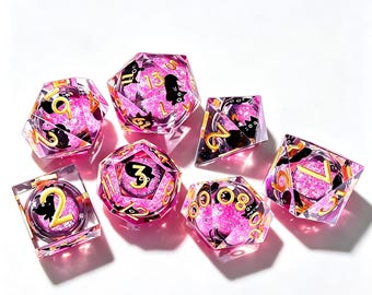 Juego de dados Sakura Pink Cat con núcleo líquido: resina de borde afilado para juegos de rol de mesa.