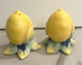 Vintage Royal Doulton Carmina lemon-shaped salt and pepper shakers from 2002