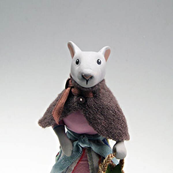 Little Mouse in Pink with Basket Statuette