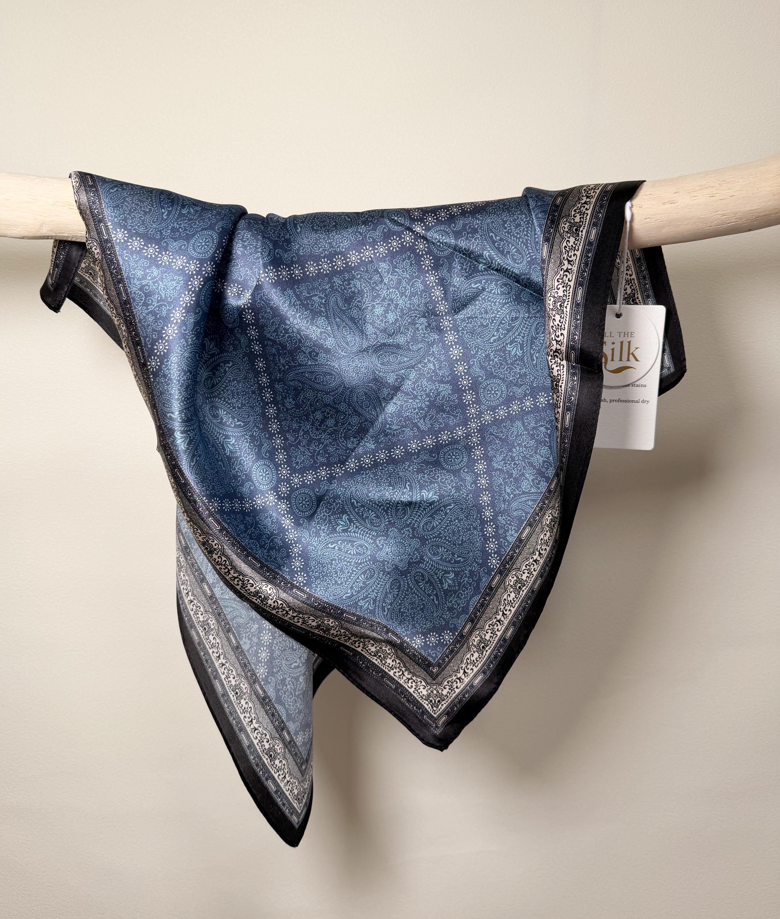 Foulard/Carré/Chale★Foulard en soie made in Italy ★ 100%- 54gr★Silk