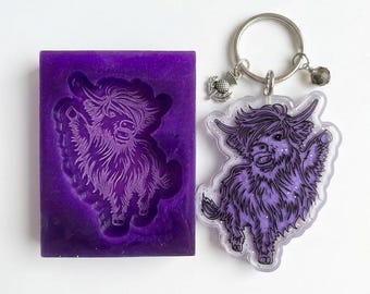 Highland Cow Keychain Resin Mold – Shaggy Farm Animal Charm for Epoxy UV Resin