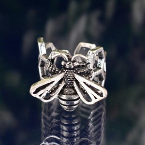 Handgemachter Bienen Ring, Einzigartiges Sechseckiges Bienenwaben Design, Sterling Silber Bienen Schmuck, Natur-inspirierter Ring, Insekt Kunst