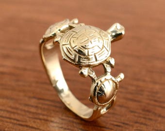 Dainty Sea Turtle Ring: Minimalist Ocean Jewelry Gift
