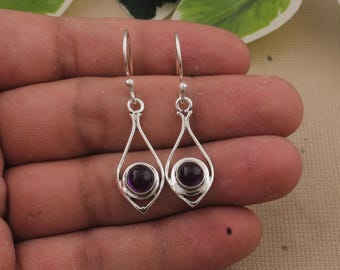 Orecchini pendenti in ametista / Orecchini pendenti in argento / Gioielli fatti a mano con pietre preziose viola / Regalo con pietra portafortuna di febbraio