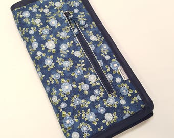 Single Point Needle Case for 7" to 10" straights needles in Blue Small Floral