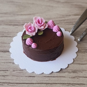 Dollhouse Miniature Cake, 1:12 Scale, Handmade, Dollhouse Bakery, Miniature Dessert, Miniature Food