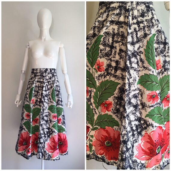 Vintage 1940s 1950s Novelty Print Skirt Floral Bor