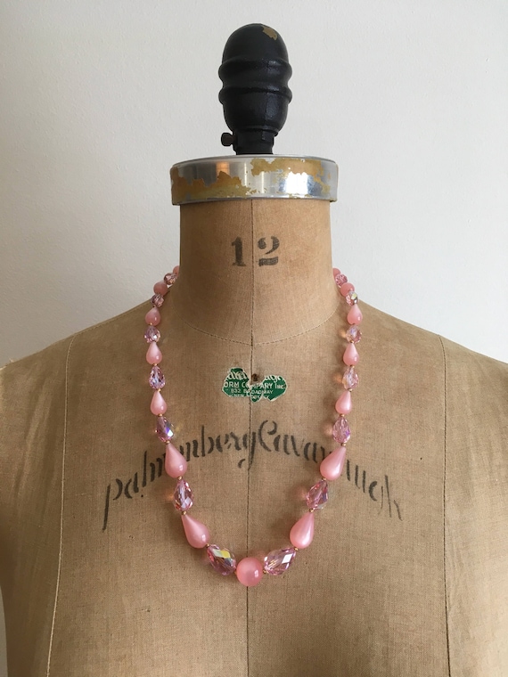 1950s 1960s Pink Moonglow Crystal Bead Necklace 50