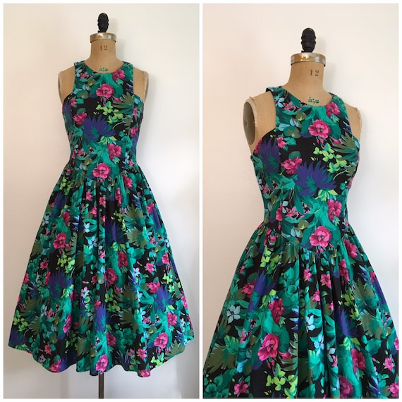 Vintage 1980s All That Jazz Floral Garden Party Dr