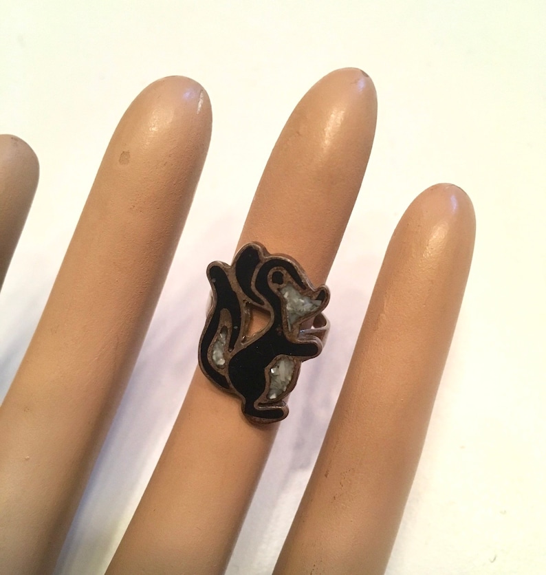 Vintage 1970s 1980s Zuni Skunk Silver Ring 70s 80s image 1