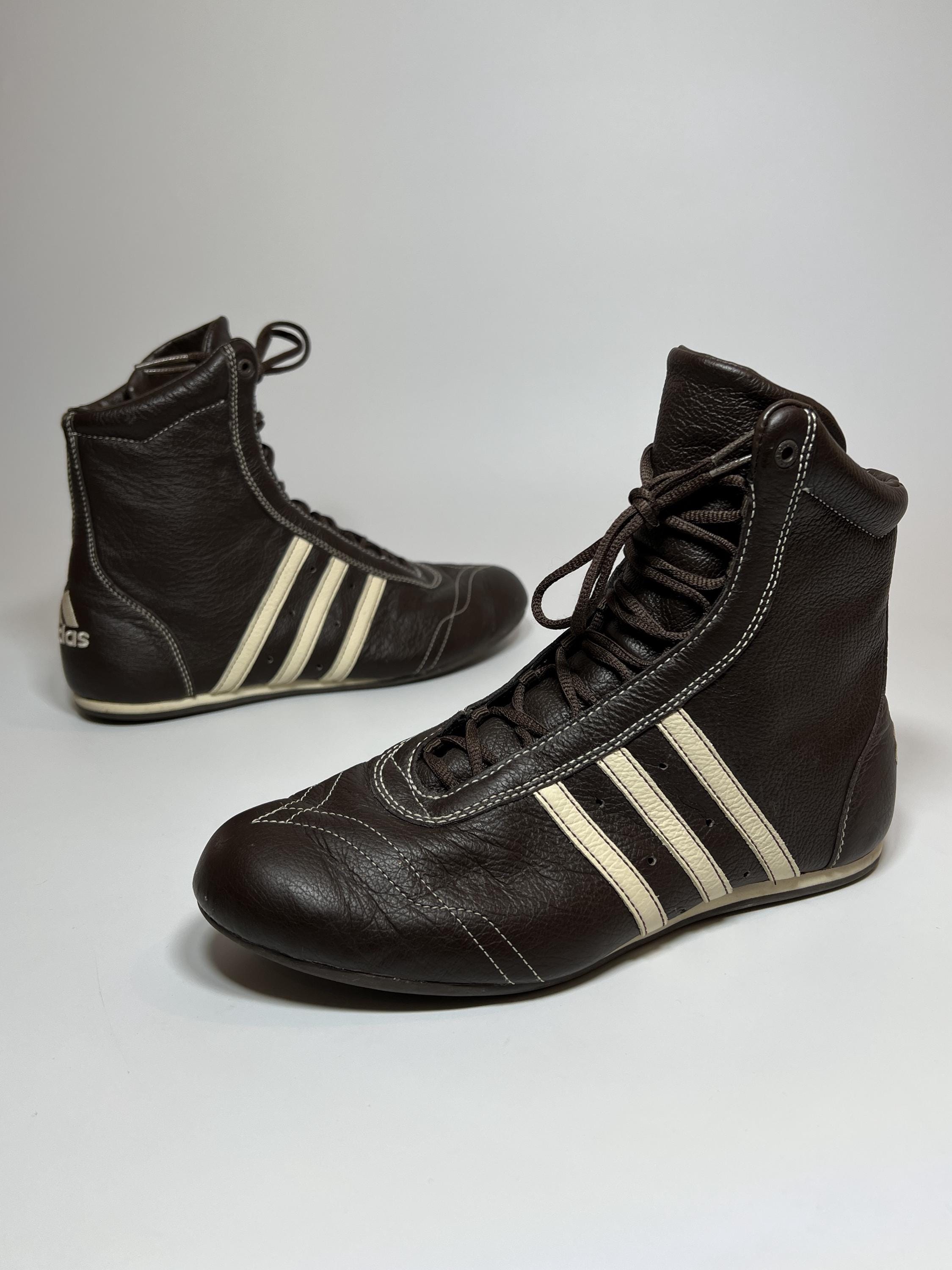 adidas gazelle silver green womens Yeezy Desert Boot “Salt” main image 1