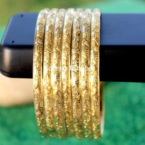 Set of 7 Bangles, Hammered Bangles, Stacking Bracelets, Brass Bangles. Semanario, Stacking Bracelet, 7 Day Bangles, Thin Sparkly Bangles