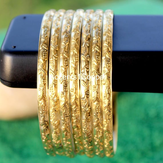 Handmade Brass Hammered Bangle Set, Semanario Stacking Bracelets, 7 Day Bangles