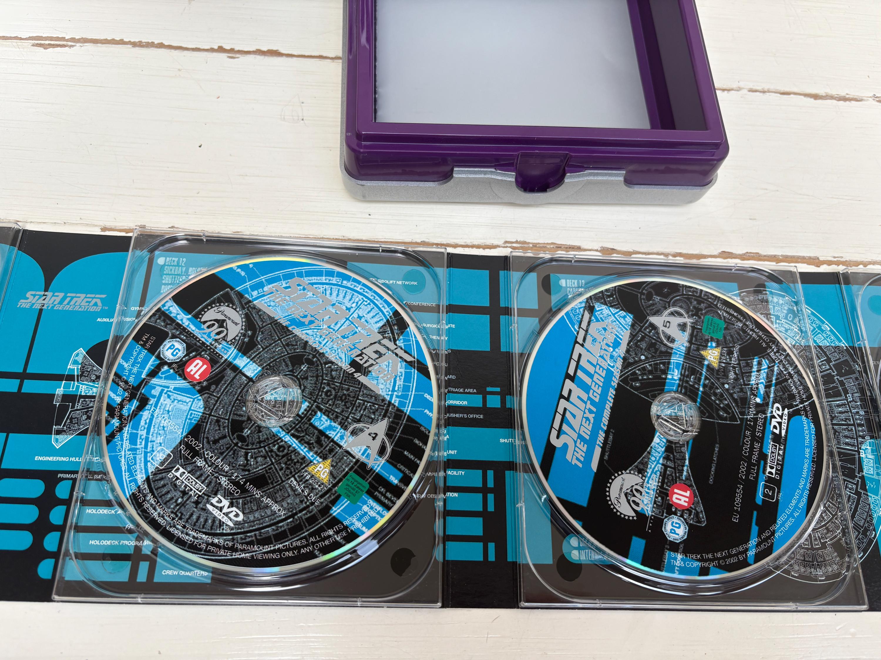 Star Trek: the Next Generation - Season 4 [DVD] 7 Disc Set in