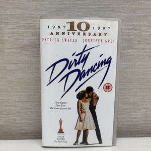 Dirty Dancing VHS Video Cassette - Vintage 1996 - Patrick Swayze , Jennifer Grey 10th Anniversary
