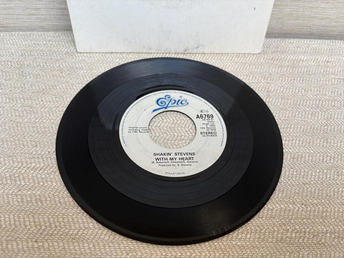 Shakin Stevens Merry Christmas Everyone UK 7" Vinyl Single 45 Record 1985 Vintage A 6769 Epic, foto 2 di 4