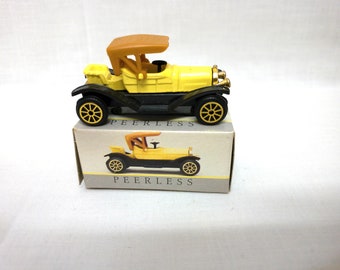 Vintage Classic Car, Readers Digest collectible Car, Peerless No: 211, Miniature Car Collectible, Original Box,