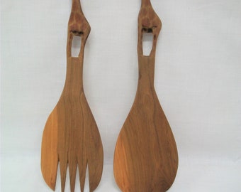 Vintage Sald Servers, Teak Wood Spoon and Fork set, Giraffe Topped Wood Spoon and Fork Set, Wide Wood Salad Servers, In Excellent Condition