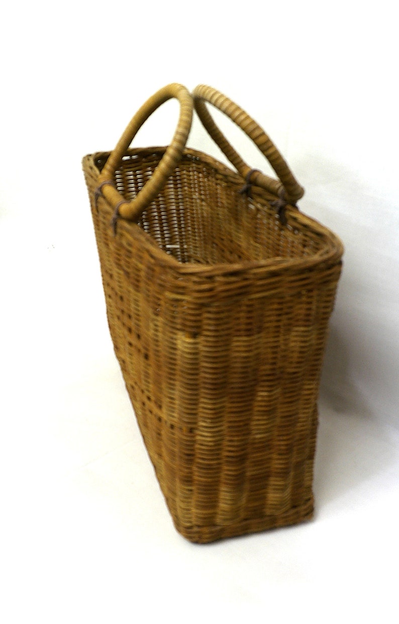 Vintage, Wicker Basket Purse, Medium Sized Basket Purse, Unlined Basket Purse, Top Handle Basket Tote, Country Decor, Decorative Basket, image 4