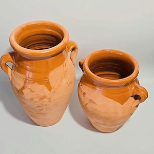 Tanjiya marroquí, de excelente calidad, disponible en terracota en 2 tamaños.