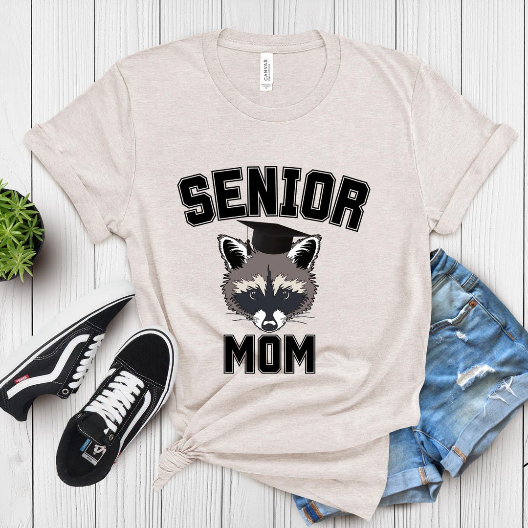 Senior Racoon Senior Mom Class of 2026, Raccoon Lover Tee, Graduation Shirt - Etsy