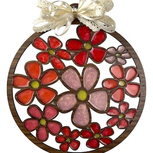 Flower Suncatcher - Flower Decoration - Wood and Epoxy - Pink Daisies