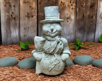 Standing Snowman With Broom Figure Winter Style Garden Decoration Concrete Snowman In Hat Cement Gift For Backyard Yard Statue Lawn Art