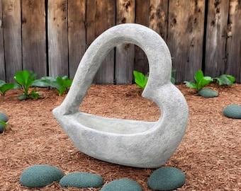 Heart Planter Stone Figure Flowers Pot Figurine Outdoor Cement Statuary Heart Alike Statue Concrete Lawn Decoration