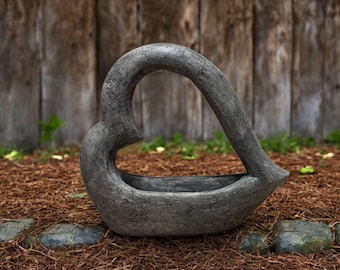 Large Painted Planter Figure Black Heart Sculpture Flowers Pot Statue Concrete Plants Lovers Gift Patio Style Decoration Outdoor Statuary