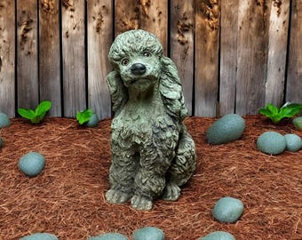 Detailed Poodle Dog Figure Pet Sculpture Outdoor Garden Figurine Sitting Poodle Statuary Dog Memorial Grave Yard Pet Loss Decoration