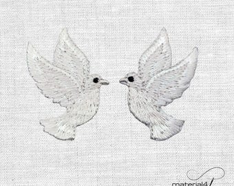 1 Taube gestickter Patch Aufnäher Bügelbild Hochzeit 48x35mm. P127.1