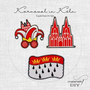 Könnte beinhalten: Ein Set aus drei bestickten Aufnähern mit dem Text "Karneval in Köln" und "3 patches im Set". Die Motive zeigen eine rot-weiße Narrenkappe mit gelber Brille, die rote Silhouette des Kölner Doms sowie ein rot-weißes Wappen mit drei Kronen.