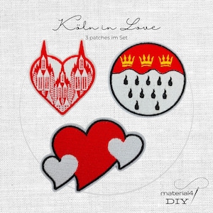 Könnte beinhalten: Ein Set aus drei bestickten Aufnähern mit dem Text Köln in Love und 3 patches im Set. Ein Aufnäher ist ein rot-weißes Herz in Kathedralenform, einer ist rund mit drei gelben Kronen und einer ist ein großes rotes Herz mit zwei kleineren weißen Herzen.