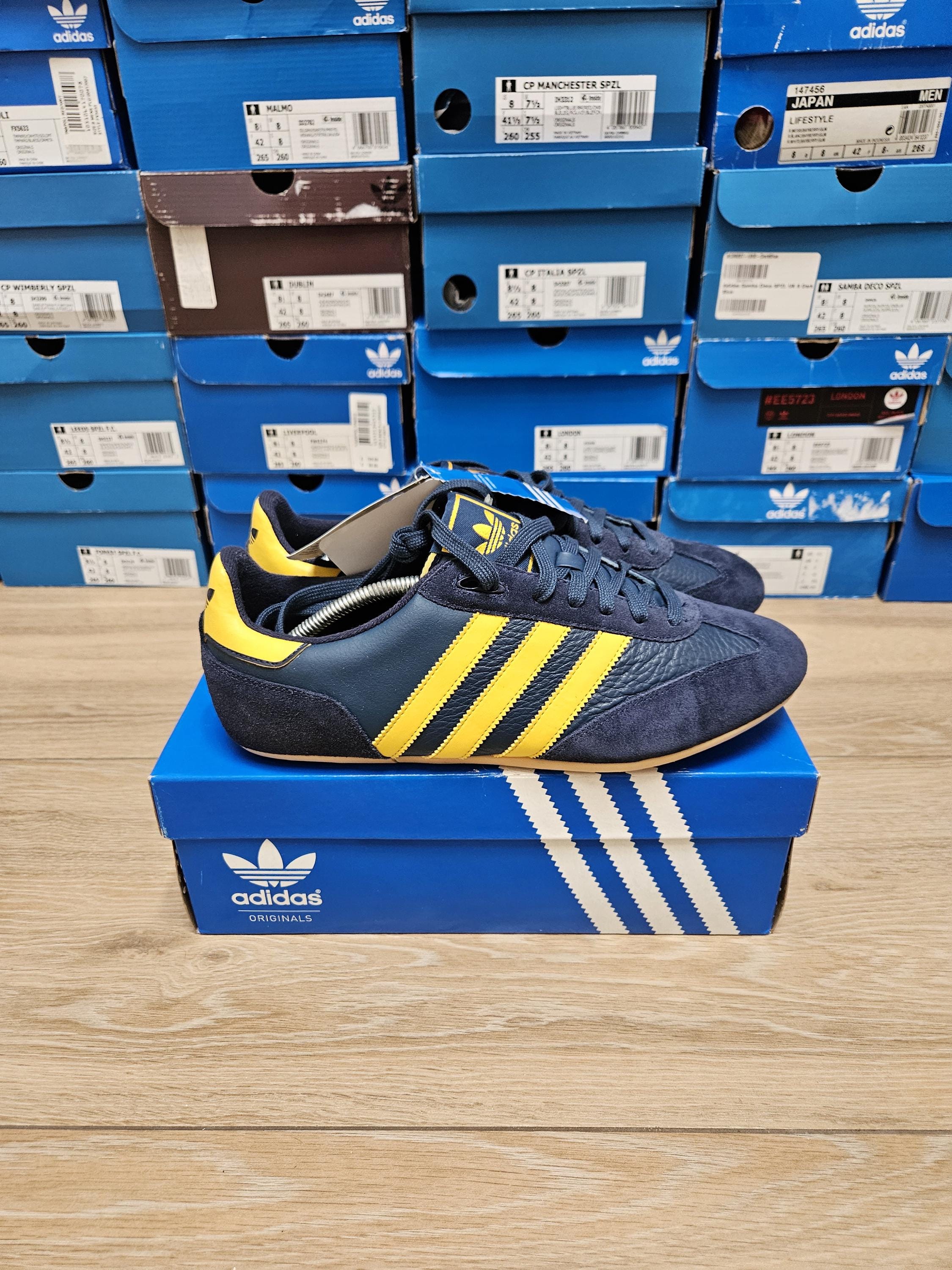 Adidas originals santos サントス レスリング ブーツ Pin by yulee on style ☆彡 | Boxing boots, Cute shoes, Funky
