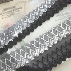5 yardas 4-8 cm 3,14" de ancho Gasa de tela festoneada negra/marfil Bordado Falda Bordado Bordado Bordado Cinta de adorno de encaje C19U83K231012V