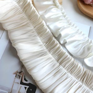 3 Meter 5,5-9,5 cm breit apricot/ivory Doppellagig Plissee Soft Satin Spitzenborte Zierband Bündchen Röcke Kleid Rand Dekoration T21P92C250322V