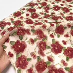 Tessuto di puro cotone fatto a mano con motivo a rose vintage dipinto a olio rosso/giallo largo 1,45 metri, design per abito camicia da notte, materiale in tessuto T17V32Y241211C