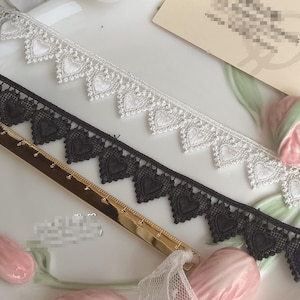 Collar de corazón negro/marfil de 10 yardas (2,3 cm, 0,9 pulgadas de ancho), bordado artesanal, borde de falda, vestido, camisa, cinta de encaje con adorno C19U86K231014V