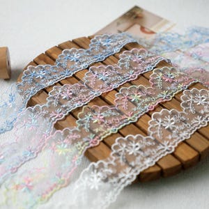 Cinta de encaje con bordado floral festoneado rosa/morado/azul de 5 metros (4,5 cm/1,77") de ancho, para falda, vestido y lencería, B14T1566K250529U