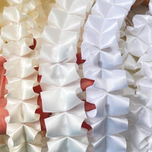 5 Meter 2,5-4 cm breit Schwarz/Weiß/Apricot Satin Plissee Rüsche DIY Bündchen Rock Kleid Shirt Einfassung Material Spitzenband C24X941L250117C