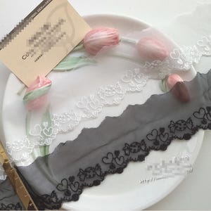 10 yardas 7 cm 2,75" de ancho gasa de corazón de caramelo negro/marfil bordado falda infantil baile vestido de novia camisa cinta de encaje C19U133T231014V