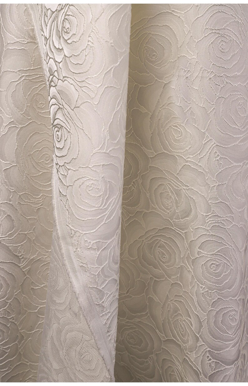 1.45 Meters Wide Ivory Rose Embroidery Jacquard Fabric Diy Texture Coat Evening Dress Skirt