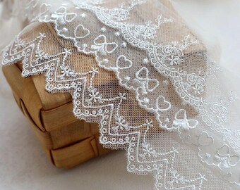 Bella Belle Easton - Tacchi A Blocco In Pizzo Floreale Avorio Con Perline E Fiocchi In Tulle