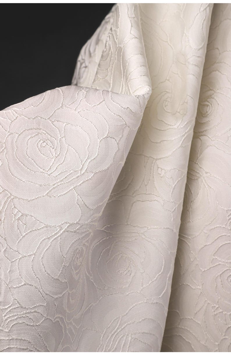 1.45 Meters Wide Ivory Rose Embroidery Jacquard Fabric Diy Texture Coat Evening Dress Skirt