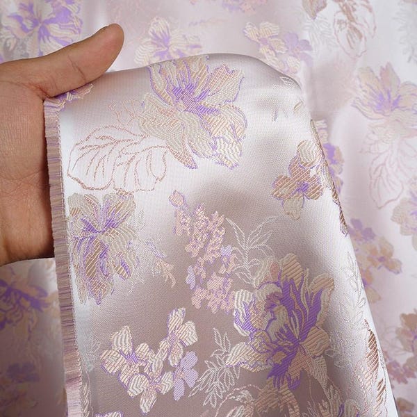 Tejido de seda jacquard con brocado tejido de peonía violeta claro, fresco y elegante, para chaqueta, chaleco, traje, vestido, falda, diseño de ropa, material V11T53P250402V S