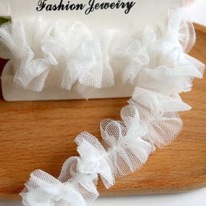 5 Meter 3 cm 1,18 "breites Elfenbein Netz Rüsche Falte Einfassung DIY flauschiges Kleid Rock Spitzenbesatz Band Kleidungszubehör Material T21P28C250211V
