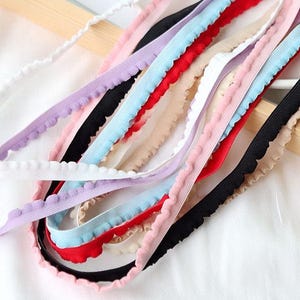 10 Meter 1 cm 0.39" breites Bunt faltiges elastisches Beflockung Spitzenband DIY Puppenkleid Rocksaum Kragenkante Zubehör C35U77T250325G