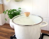 large mid century sauce pan