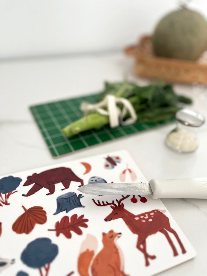 small cutting board woodland animals image 3