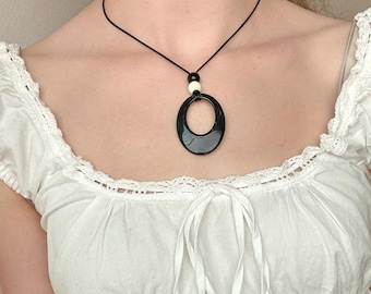 Hars hanger ketting, acryl statement sieraden, Y2K charme choker, jaren 90 vintage accessoire, ketting zomerfestival, boho hippie sieraden